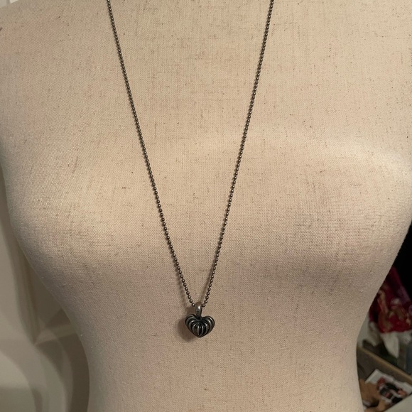 Lagos silver heart shaped necklace - Picture 3 of 6